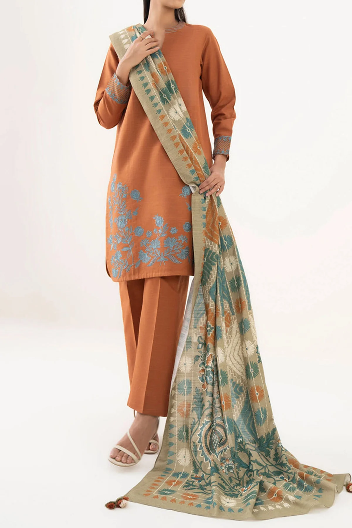 3 Piece Lawn Suit-Printed - Image 5