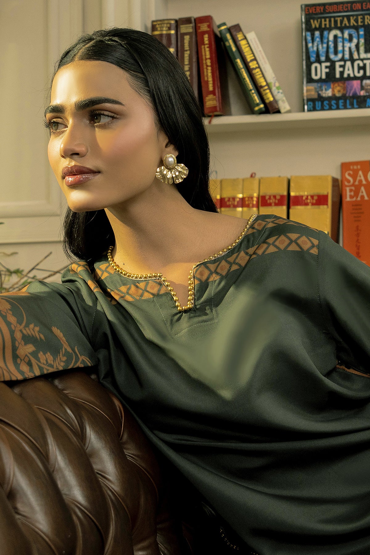 3 Piece Lawn Suit-Printed - Image 11