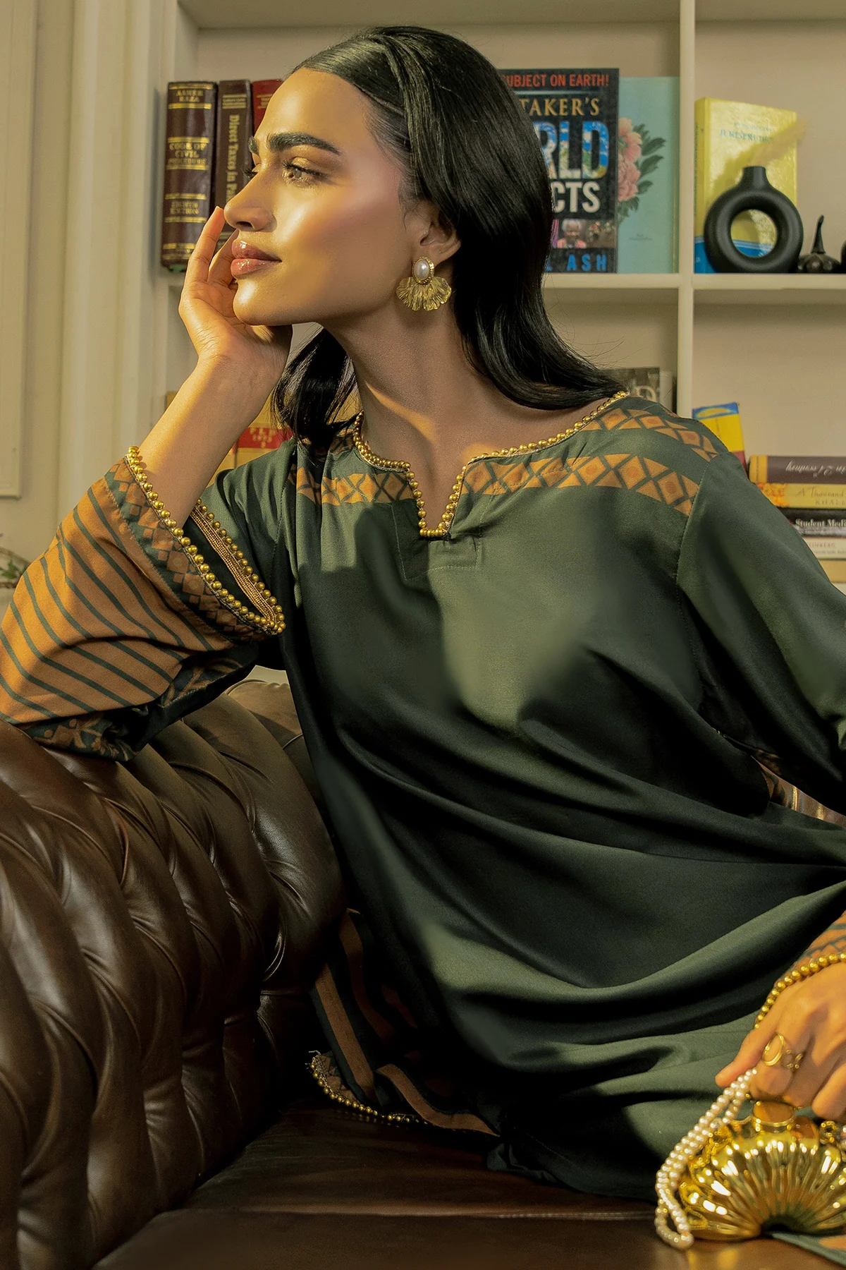 3 Piece Lawn Suit-Printed - Image 12