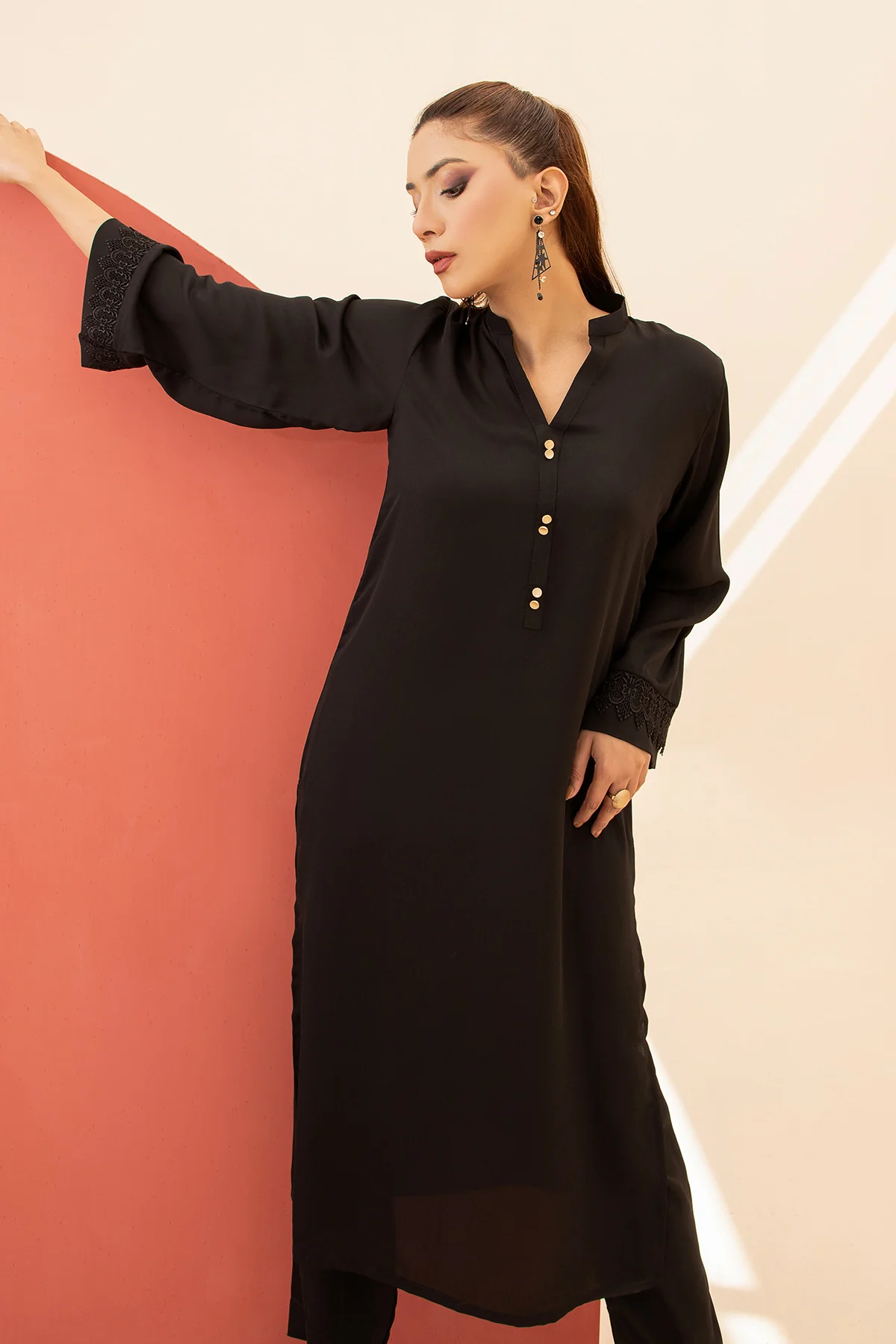 Black Trendy Dress - Image 3