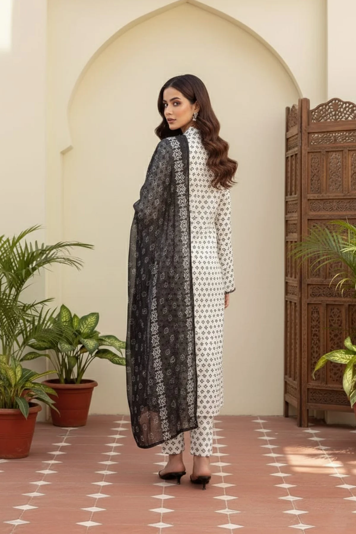 Digital Printed Lawn 3Piece (Pret) - Image 3